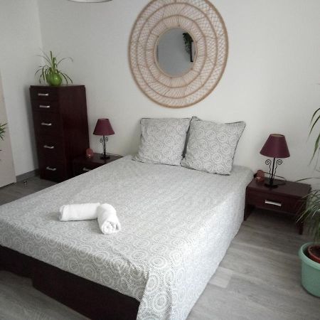 Charmant Appartement Proche Du Centre Ville カーン エクステリア 写真